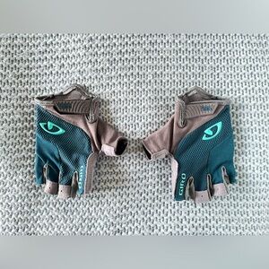 Giro Strada Massa Supergel Gloves Medium - Harbour Blue/ Screaming Teal